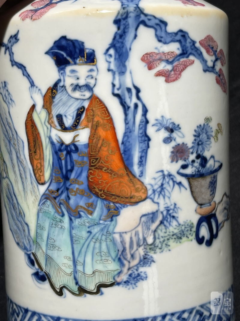 清中期 斗彩四爱图瓶一对 - 图6